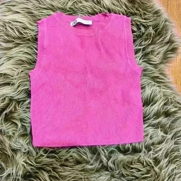 Zara Seamless Basic Tank Size S - Picture 9 of 9